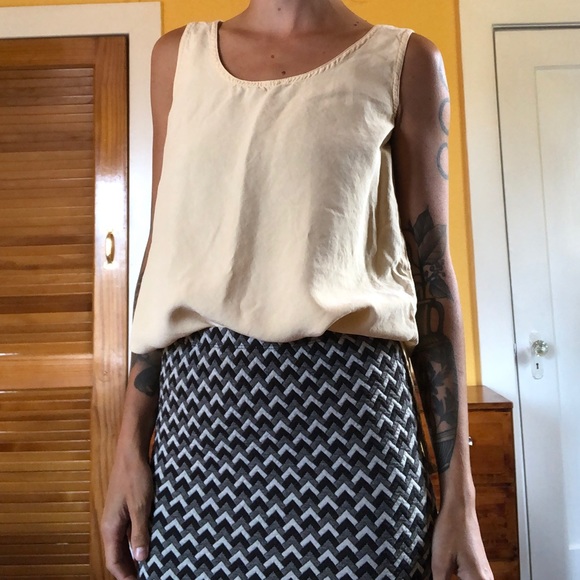 Silk Tank Top - Picture 3 of 4